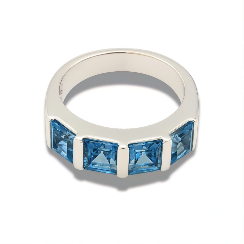 Euphoria 925 Sterling Silver Blue Topaz Ring